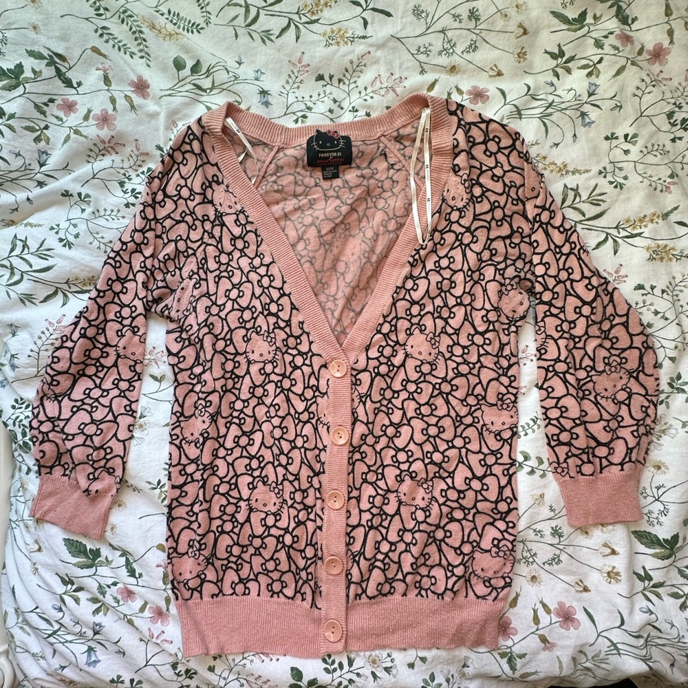 Hello Kitty Forever 21 3/4 Sleeve Pink Knit Cardigan Sweater Angora 2011 Rare LE